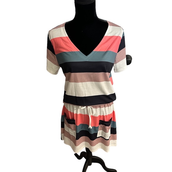 Dresses & Skirts - NWT Made with Love summer dress